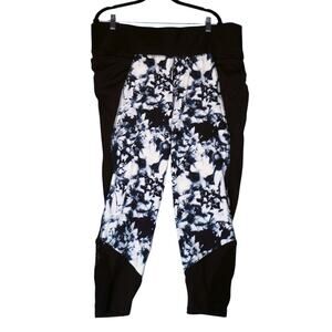 Livi Active Leggings Womens 22 / 24 Black Blue Watercolor Pockets Active Pilates